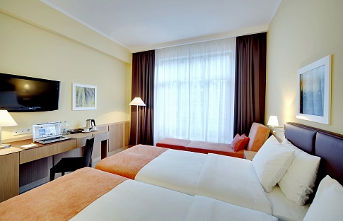 8b3cb4f221556bfd873dc9c8038232a5